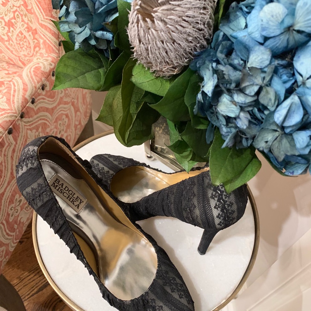 Badgley Mischka Black Lace heels